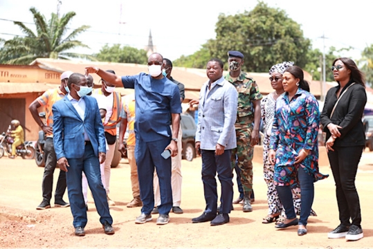 Réhabilitation de la route Lomé-Kpalimé  -  LE PRESIDENT FAURE CONSTATE L'ETAT D'AVANCEMENT DES TRAVAUX