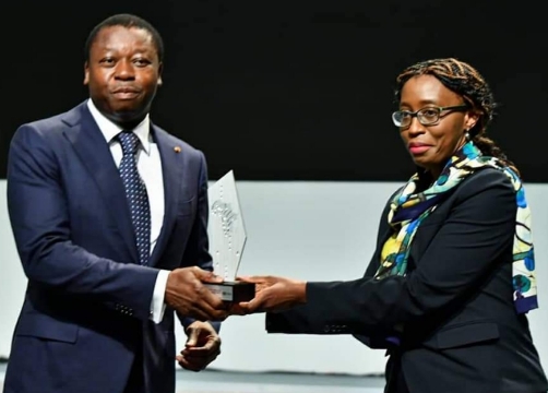 Lutte contre la cybercriminalité  -  FAURE GNASSINGBE DISTINGUÉ Â«CHAMPION DE LA CEA POUR LA CYBERSECURITÉ EN AFRIQUEÂ»